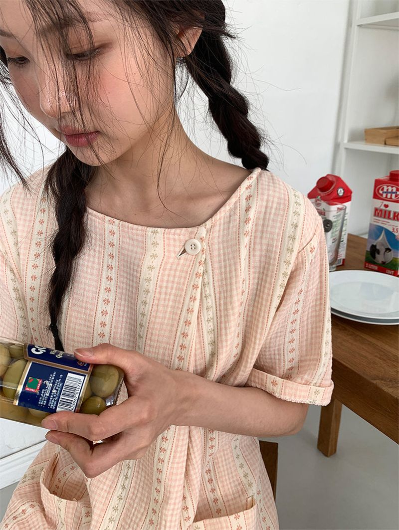 SOFT FLOWER BUTTON DRESS (2C)