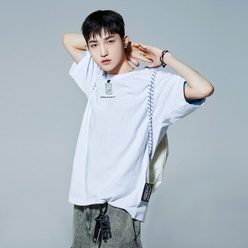 HOLYNUMBER7 X DKZ IVORY BAG
