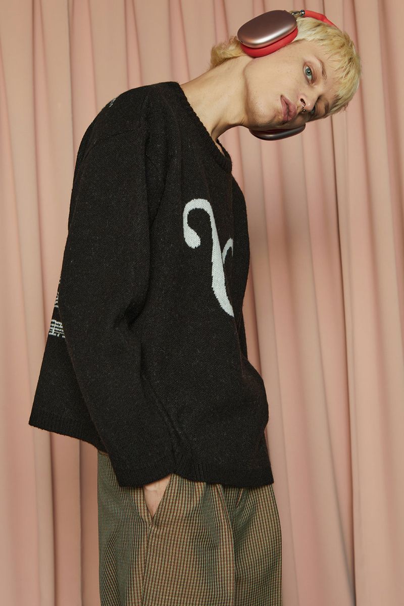U SHEET MUSIC KNIT / BLACK