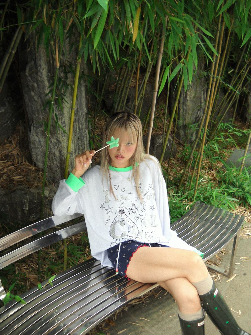 smile shorts navy