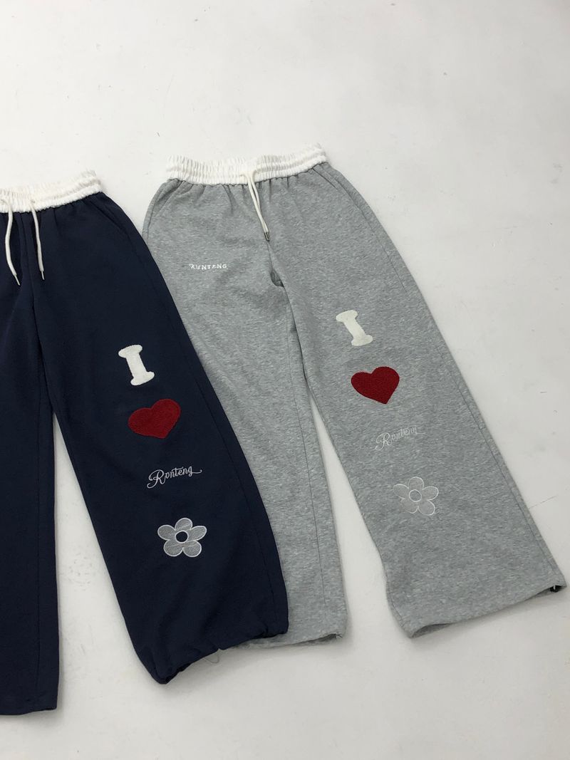 I ♥ Heart patch pants