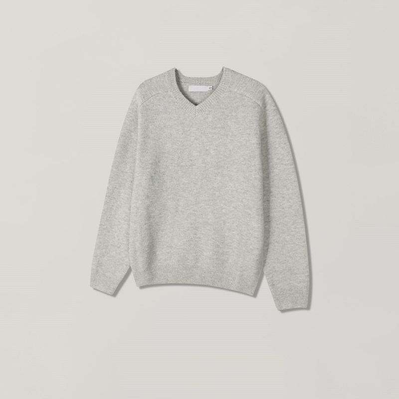 Settle line v-neck knitwear