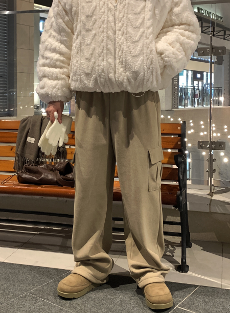 LOOKPLE（ルックプル）の「Stable Soft Cargo Fleece Brushed Semi Wide Banding Pants（Pants）」