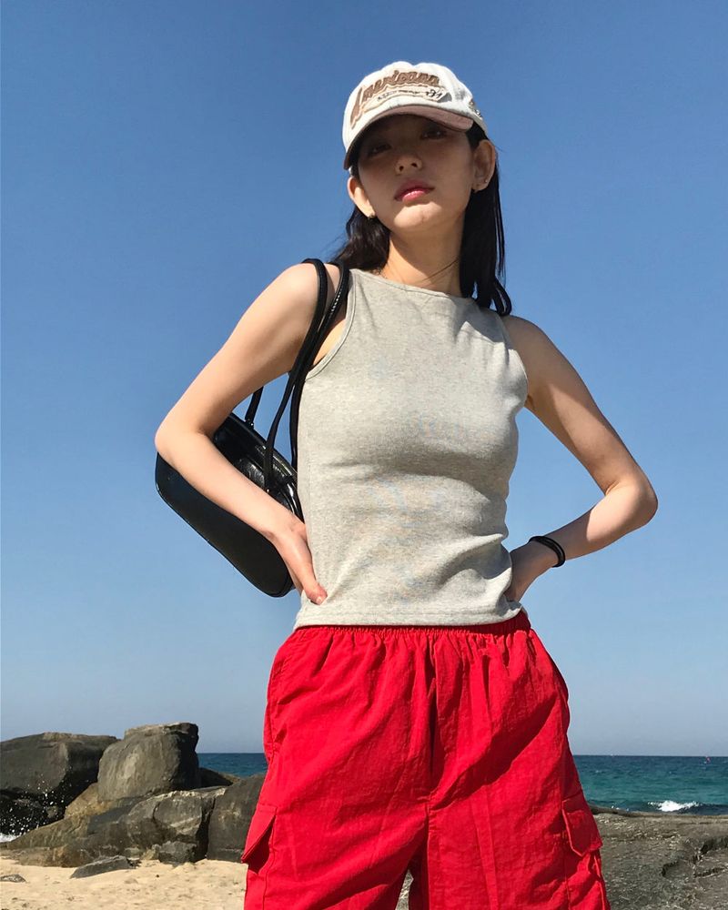 Derun sleeveless