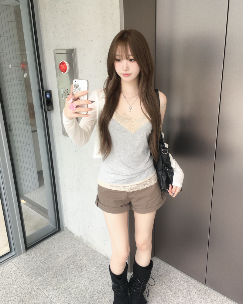 Cotton roll up shorts