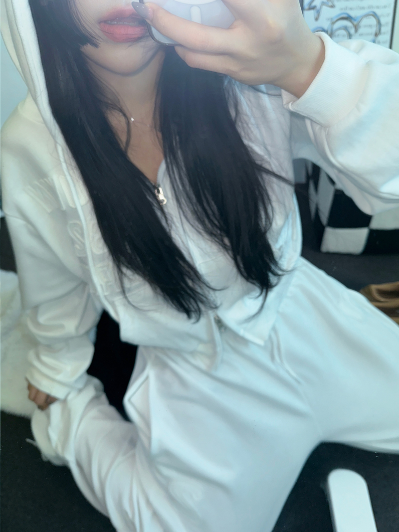 ストリートパッチフーディージップアップ🤎🤍🖤3COLOR