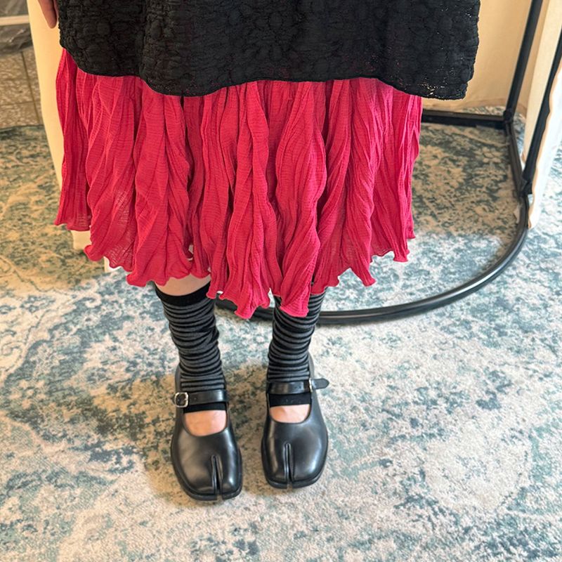 KOOKEESEE（クキシ）の「Wave Crinkled Gored Skirt (magenta)（Skirts）」