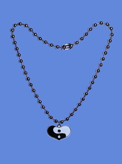 KUO(クーオ)の「heart ball necklace(Accessories)」