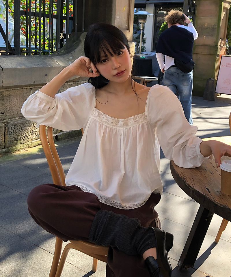 Lily lace blouse