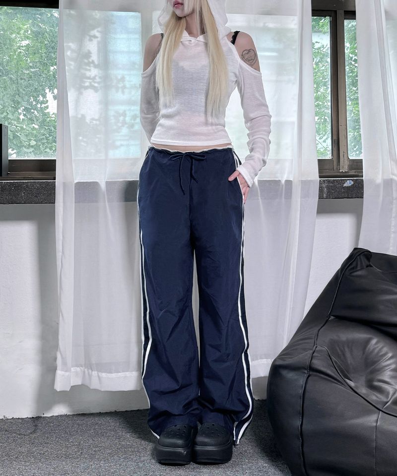 Backless Off-shoulder Hoodie (2colors)