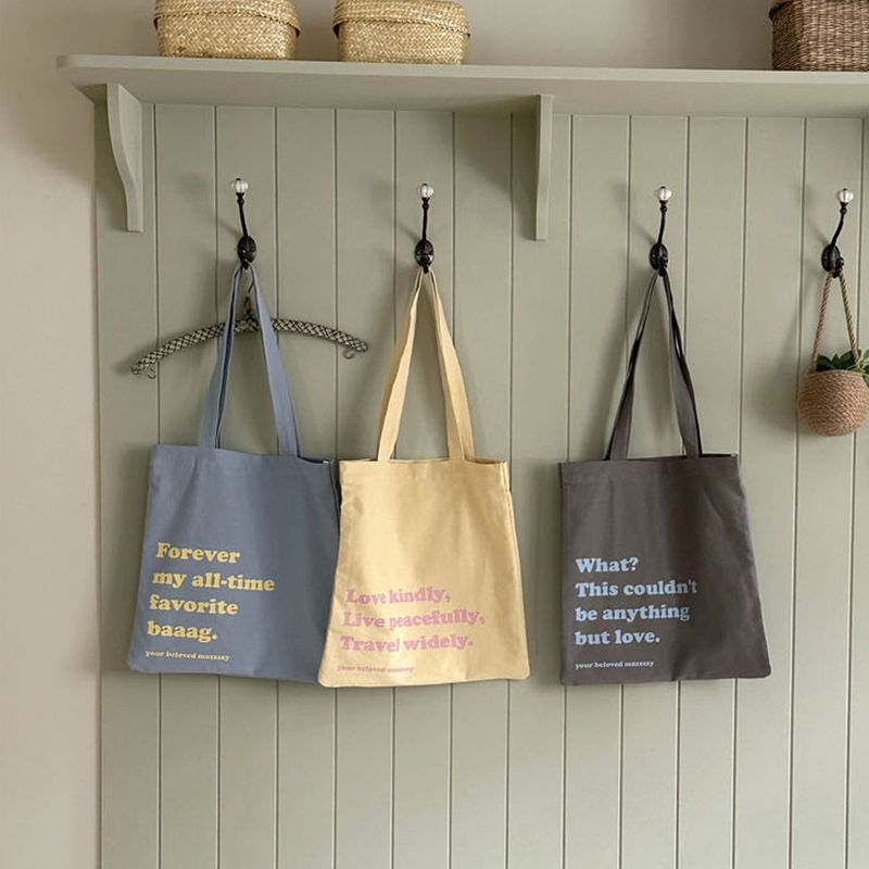 MAZZZZY（マジー）の「Signature heart Bag (3 Colors)（Bags）」
