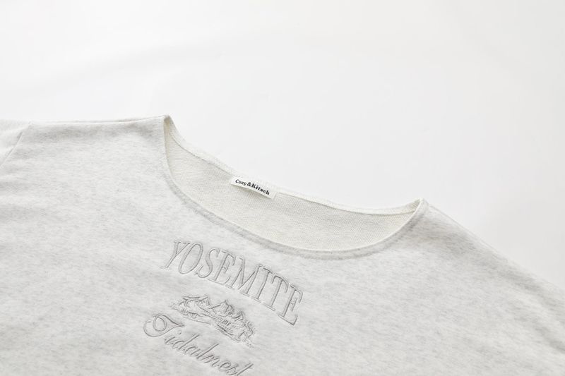 Yosemite Embroidered Crop Sweatshirt