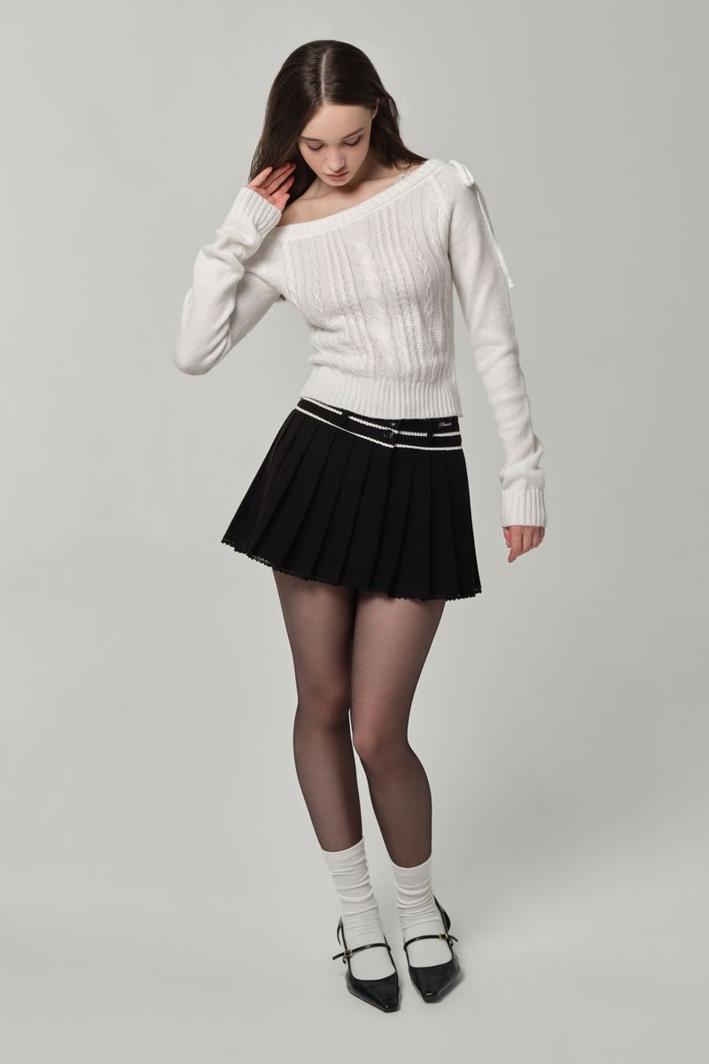Rosy cake cable knit, White