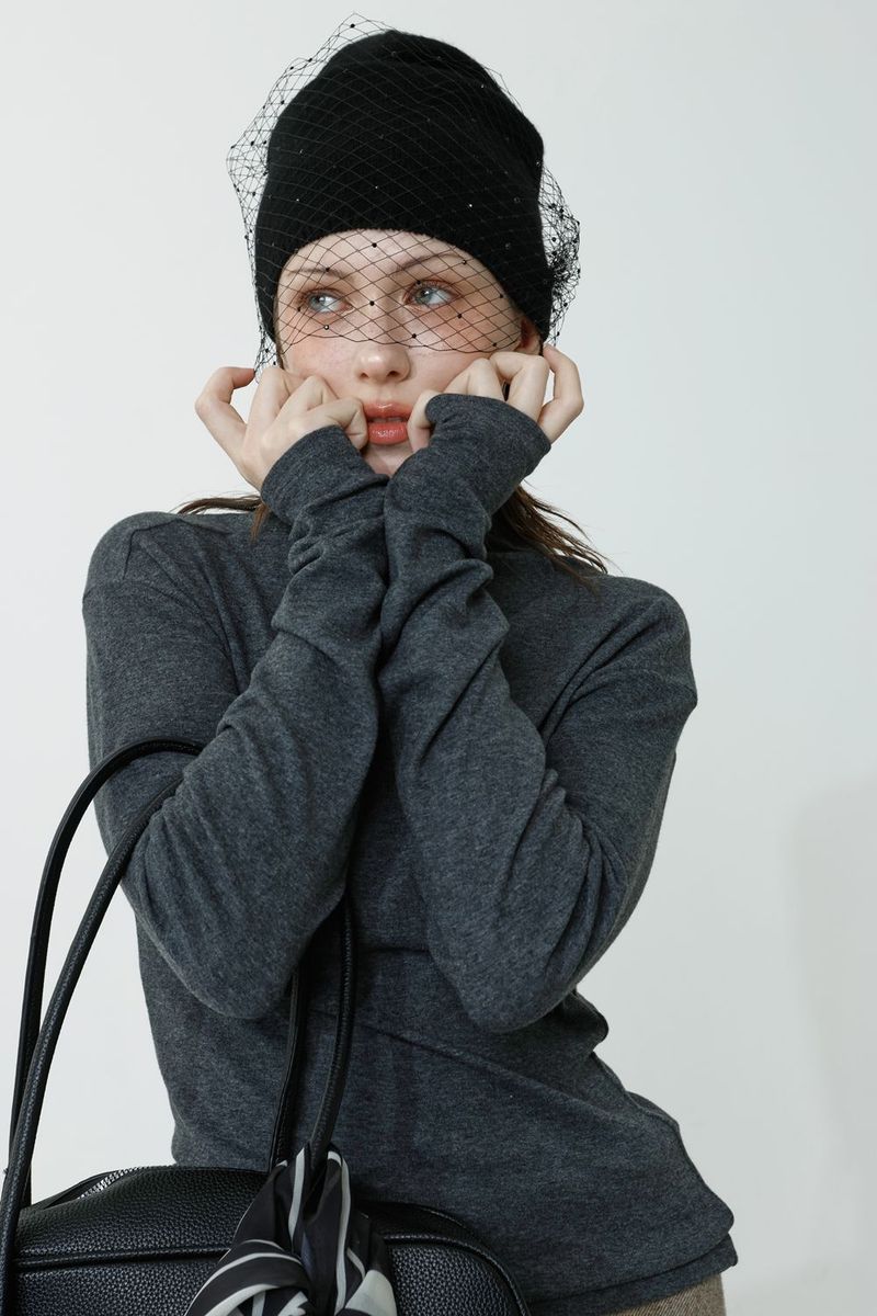 MOCK SEMI-TURTLENECK T-SHIRT_CHARCOAL
