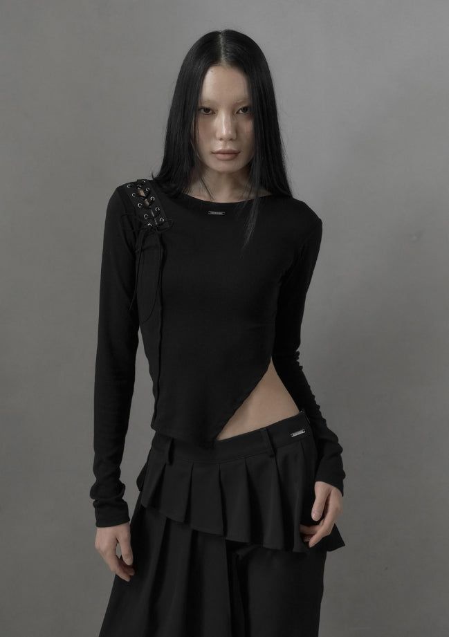 26SS★ [mnem] Distorted Eyelet Slit Top