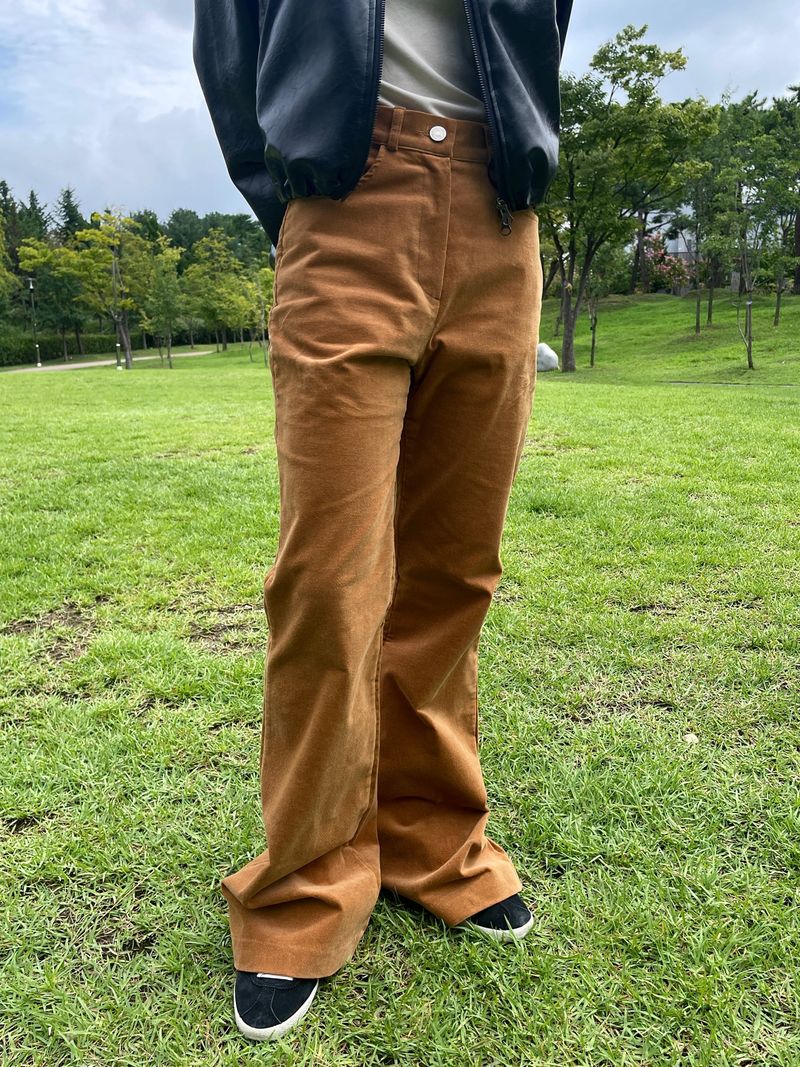 Arco iris（アルコイリス）の「Suede slim bootcut pants（Pants）」