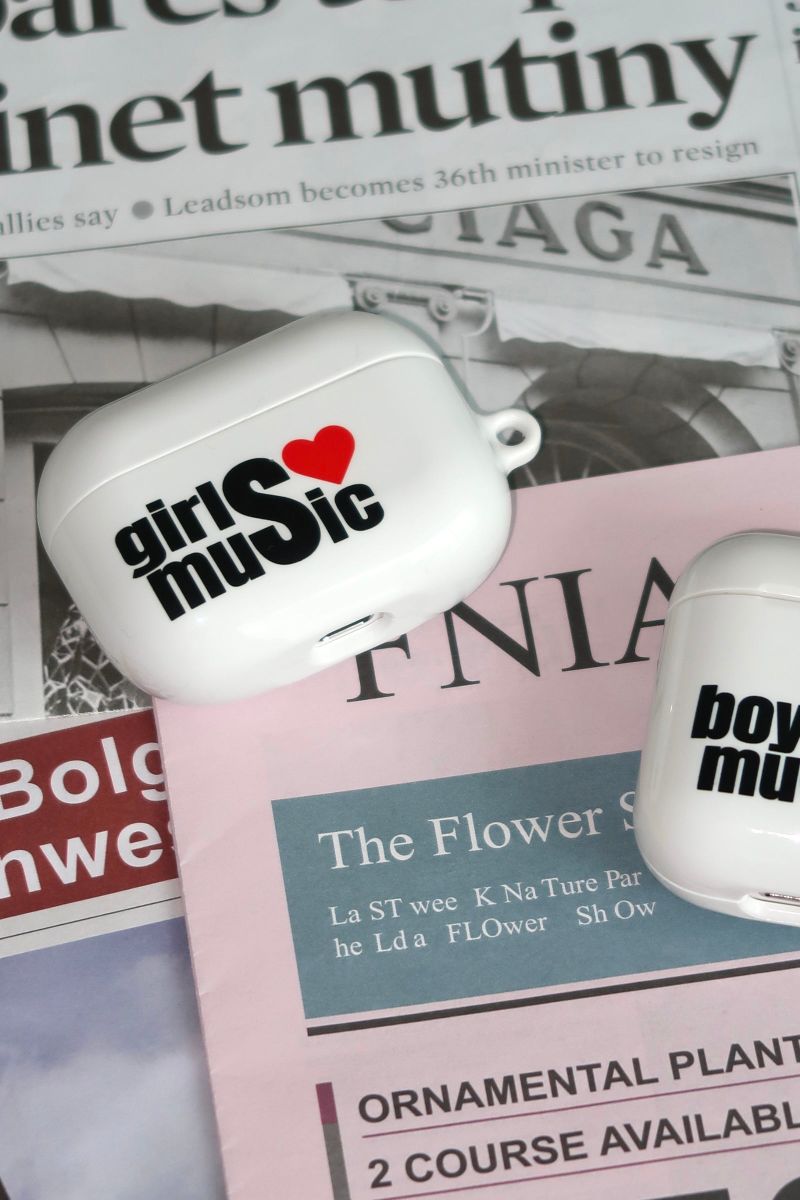 [MADE] girls love music airpods case