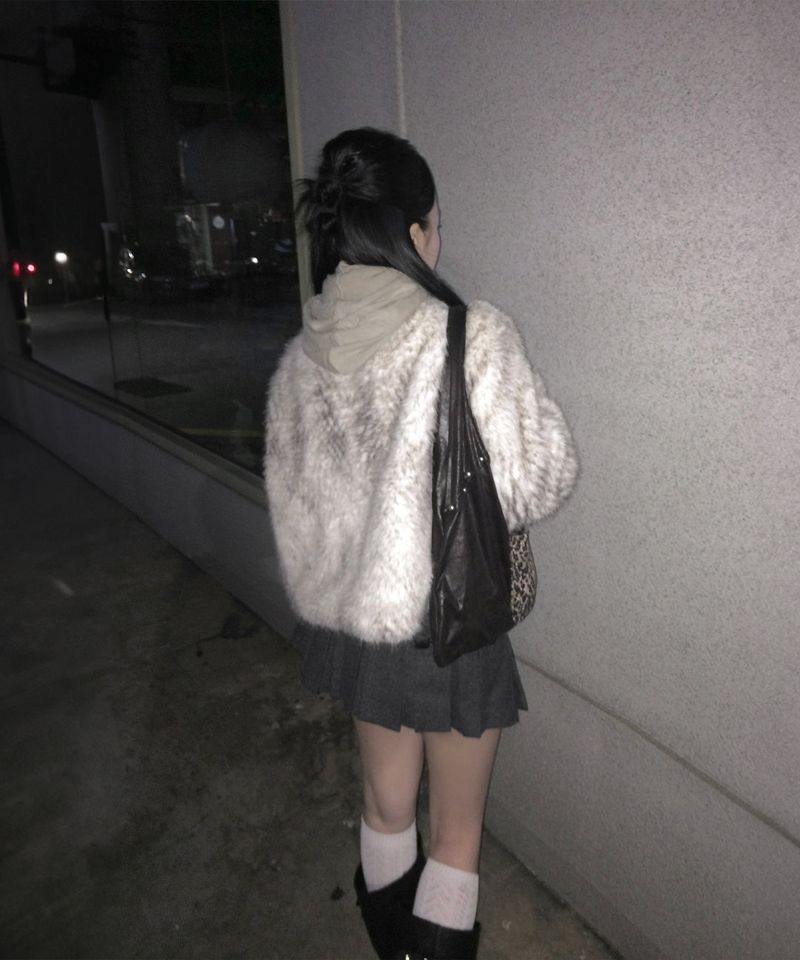 Fluffy Fur JK (2colors)