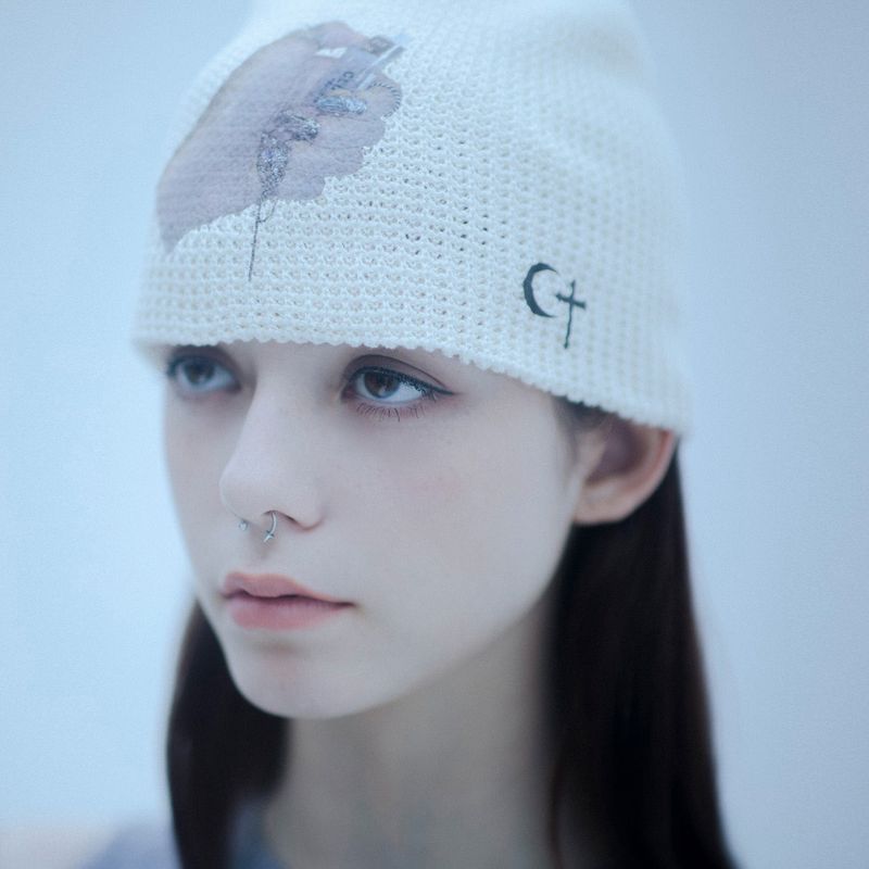 1 4 hold me beanie - IVORY