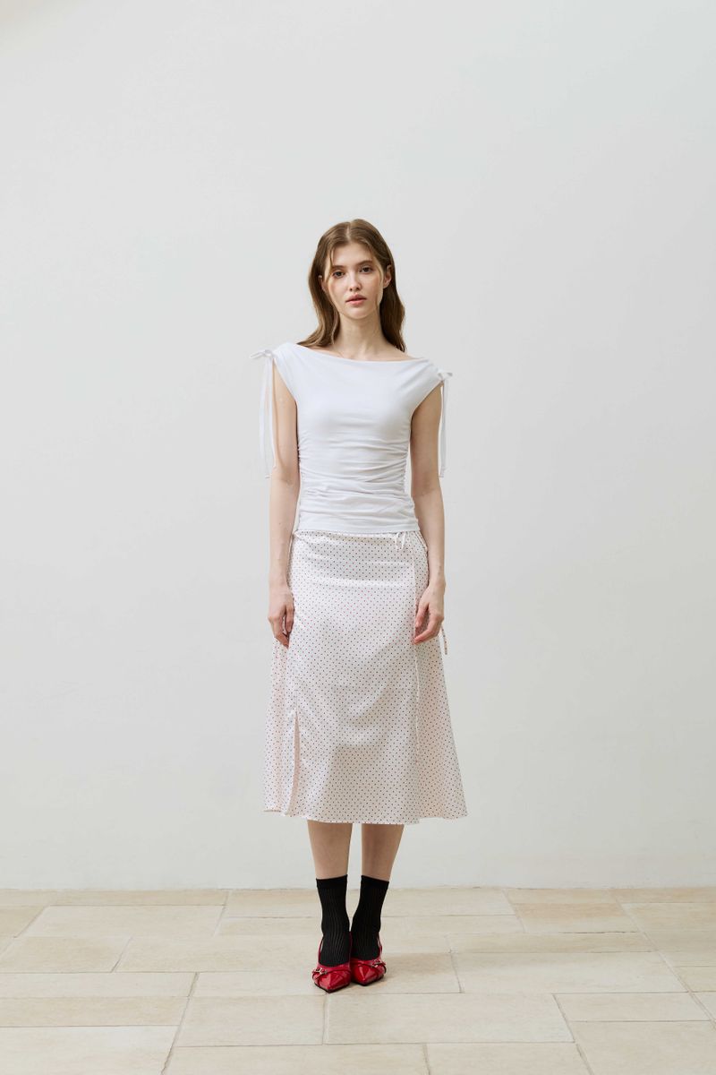 LILY OFF-SHOULDER SHIRRING TOP / WHITE