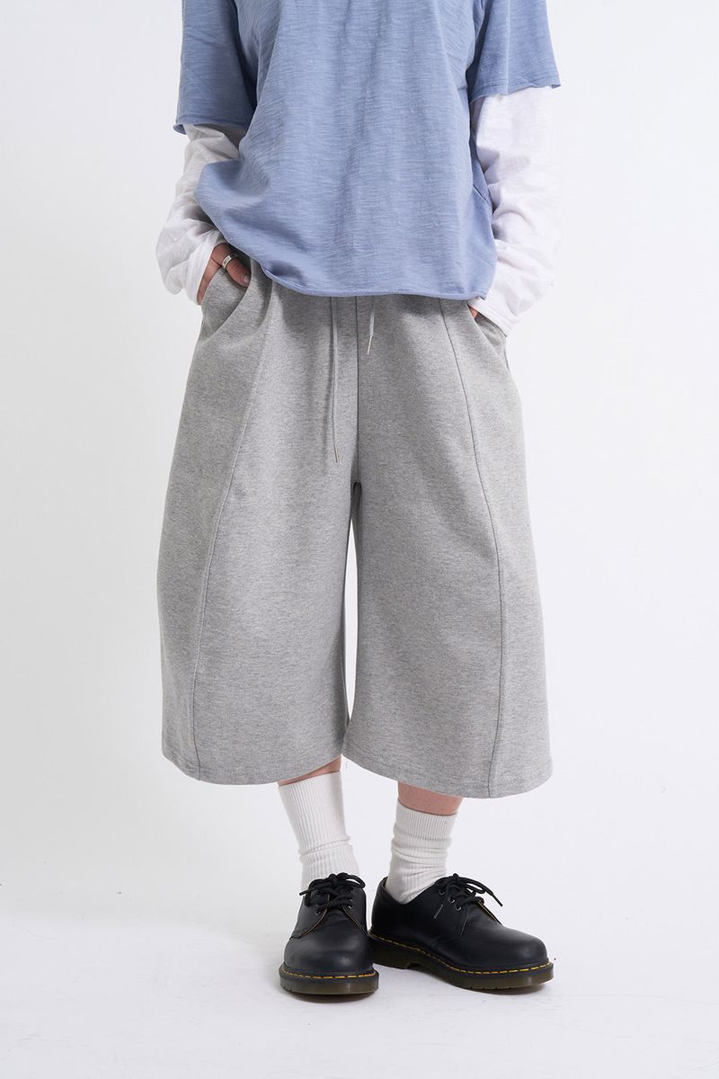 Raucohouse（ラウコハウス）の「Banana Curve Bermuda Pants（Pants）」
