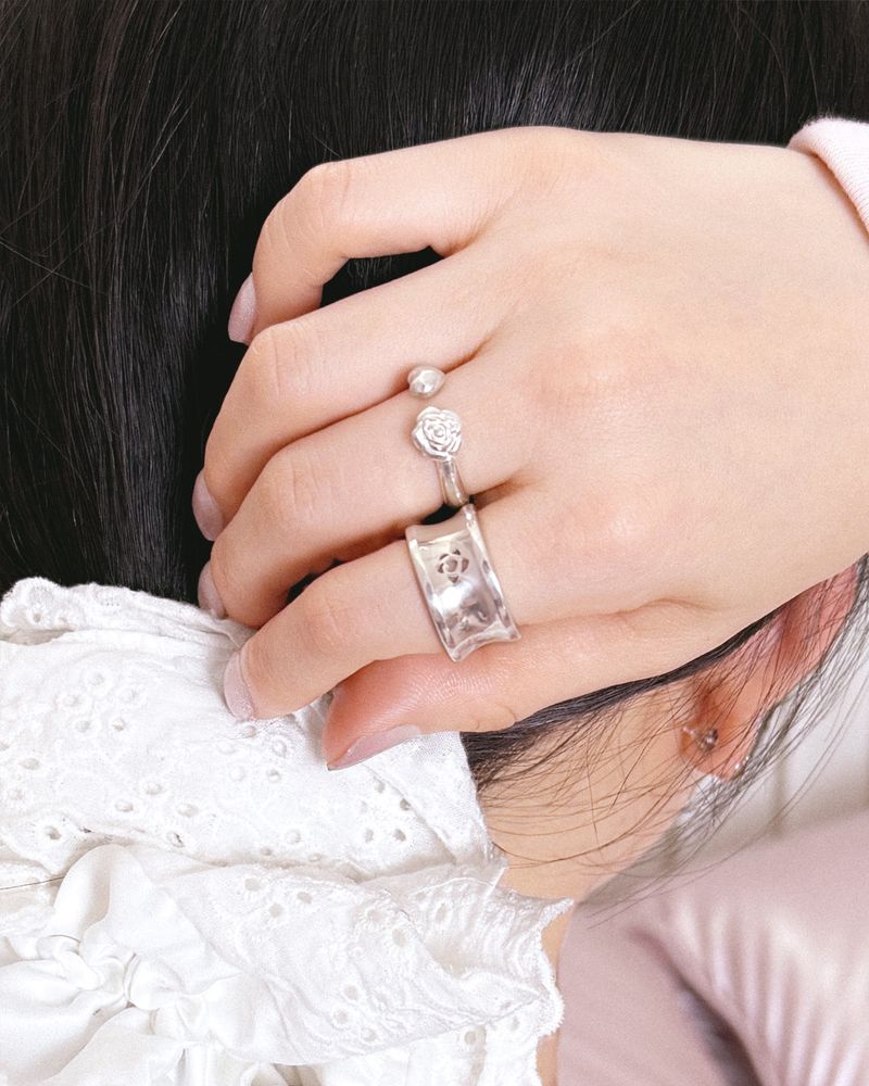 [MADE] lovely rose. bold rose hole ring