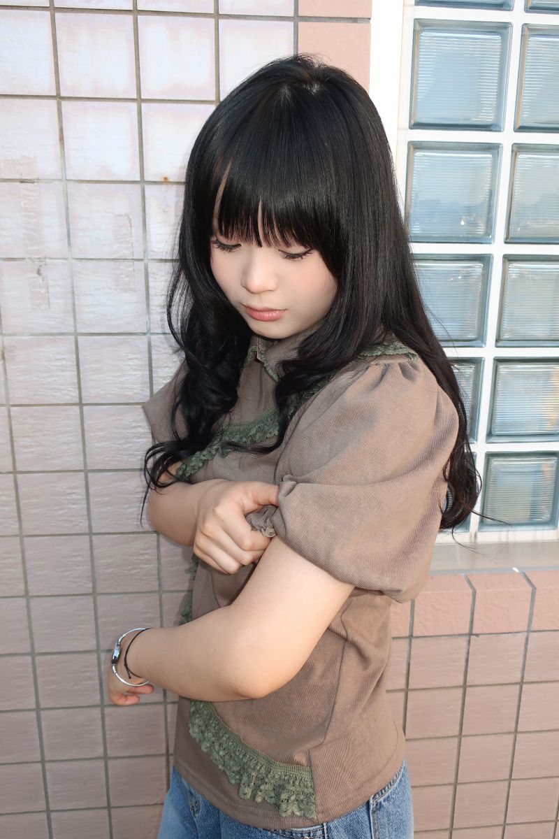 ドーリーフリルTシャツ