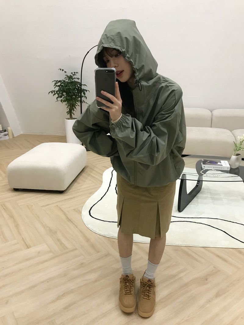 Dixie set up windbreaker