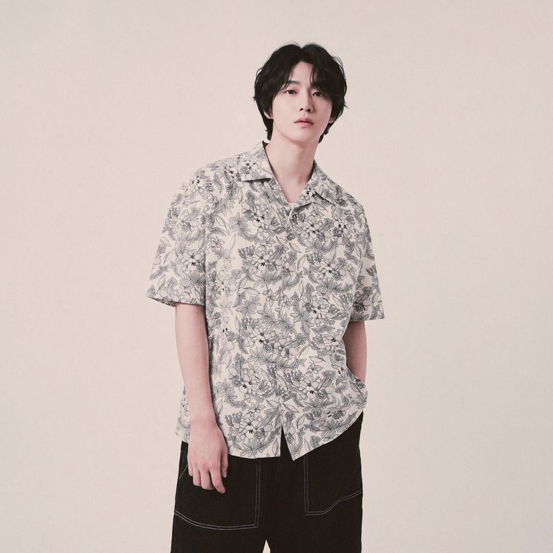 botanical drawing open collar shirt_ivory