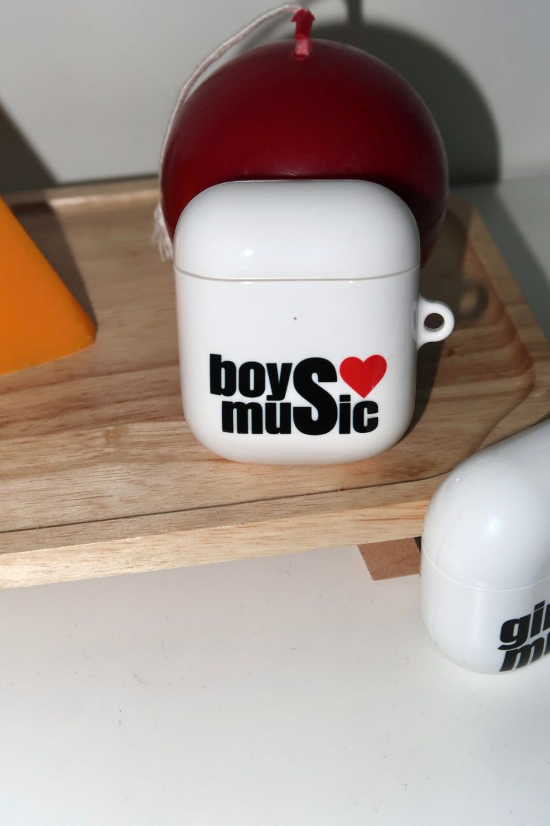 [MADE] boys love music airpods case