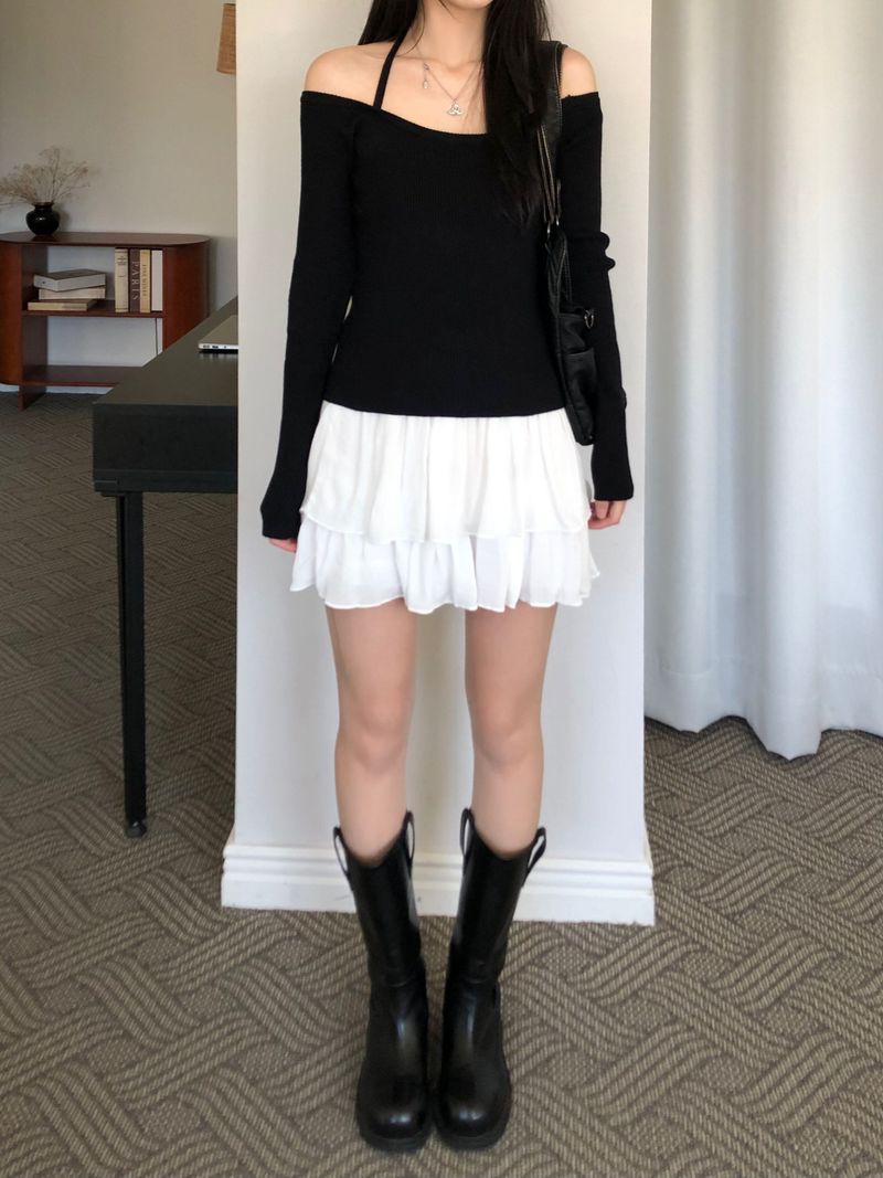 Halter Off-Shoulder Knitwear (2 colors)