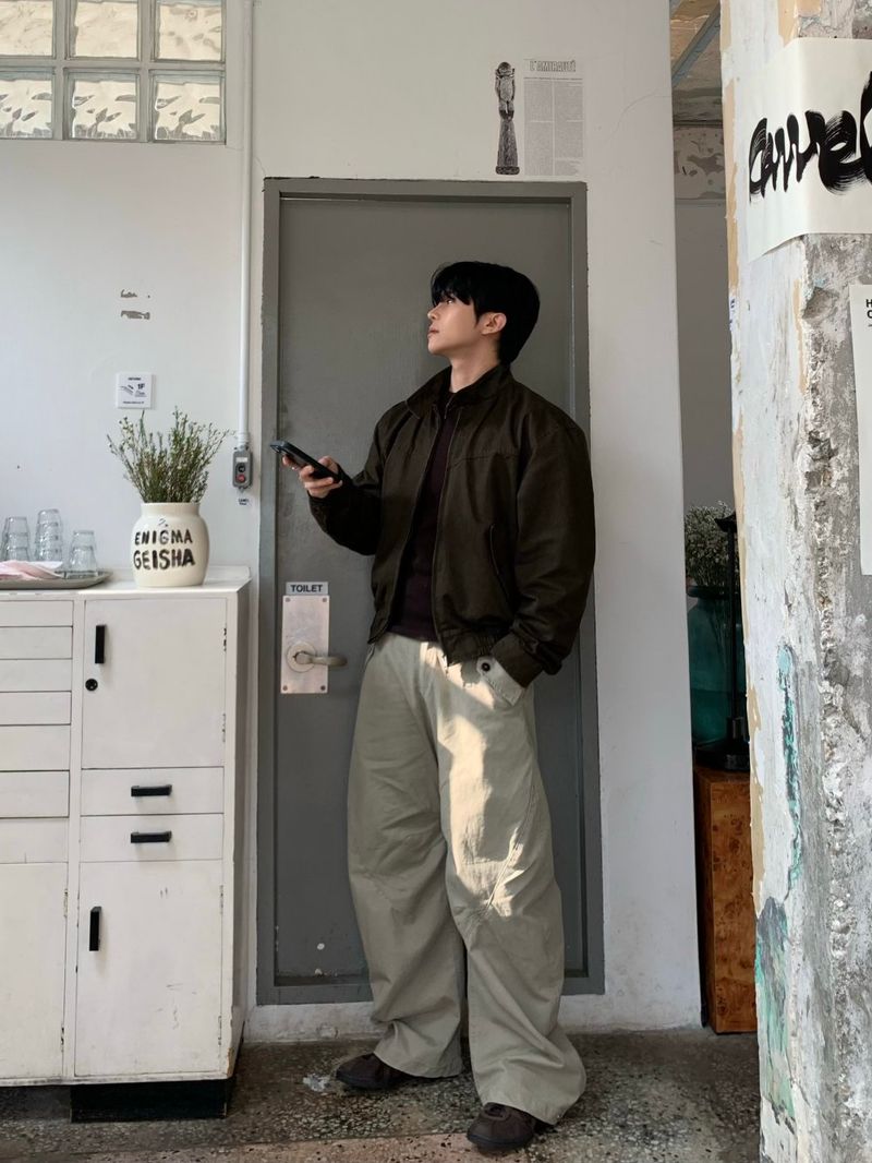 Arthur pin curved pants