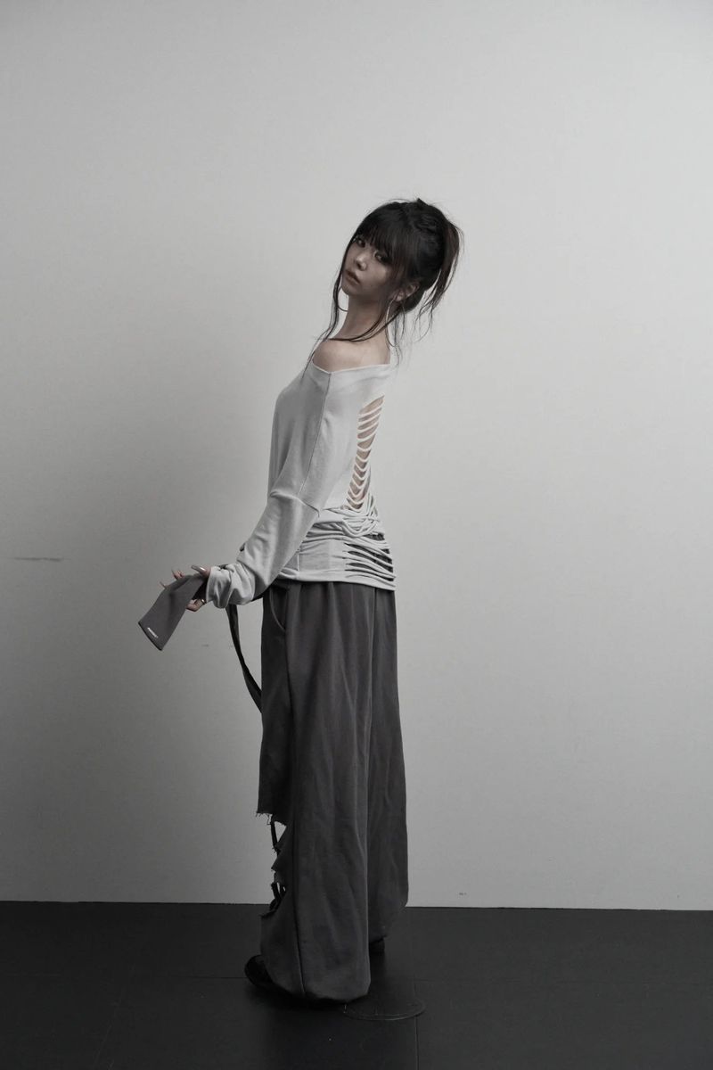 [label] back damage off-shoulder top (gray)