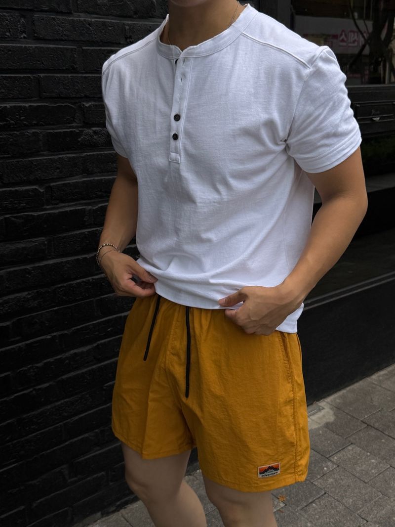 Core aqua shorts