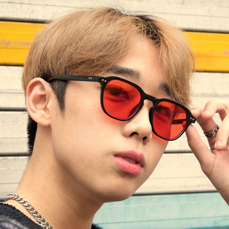 Wooran Black / Red Tint Lens