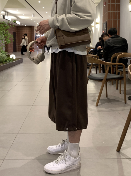 Kuiper Basic Snap Button Bermuda Pants