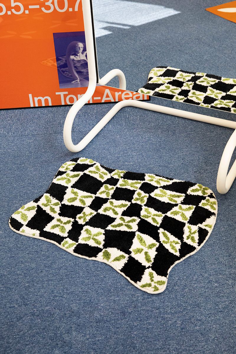 CLOVER CHECKERBOARD RUG