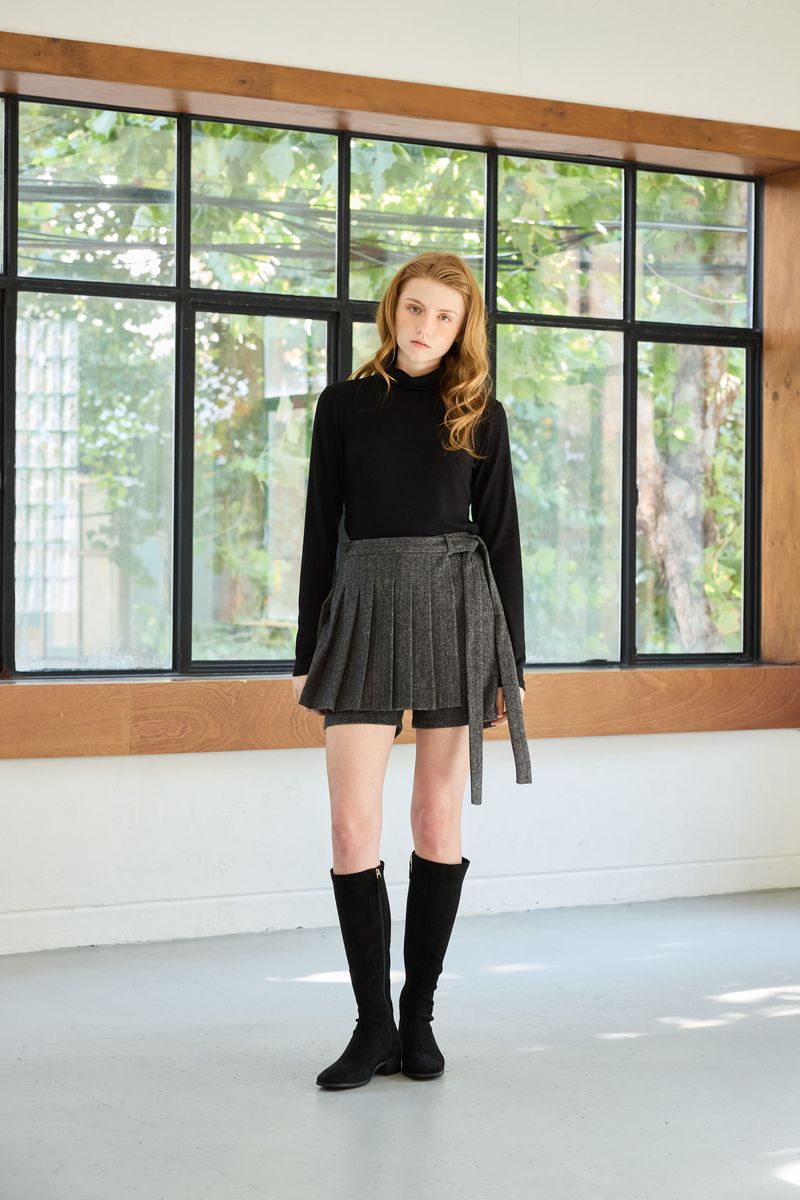CLASSY HERRINGBONE WOOL SKIRT PANTS / CHARCOAL