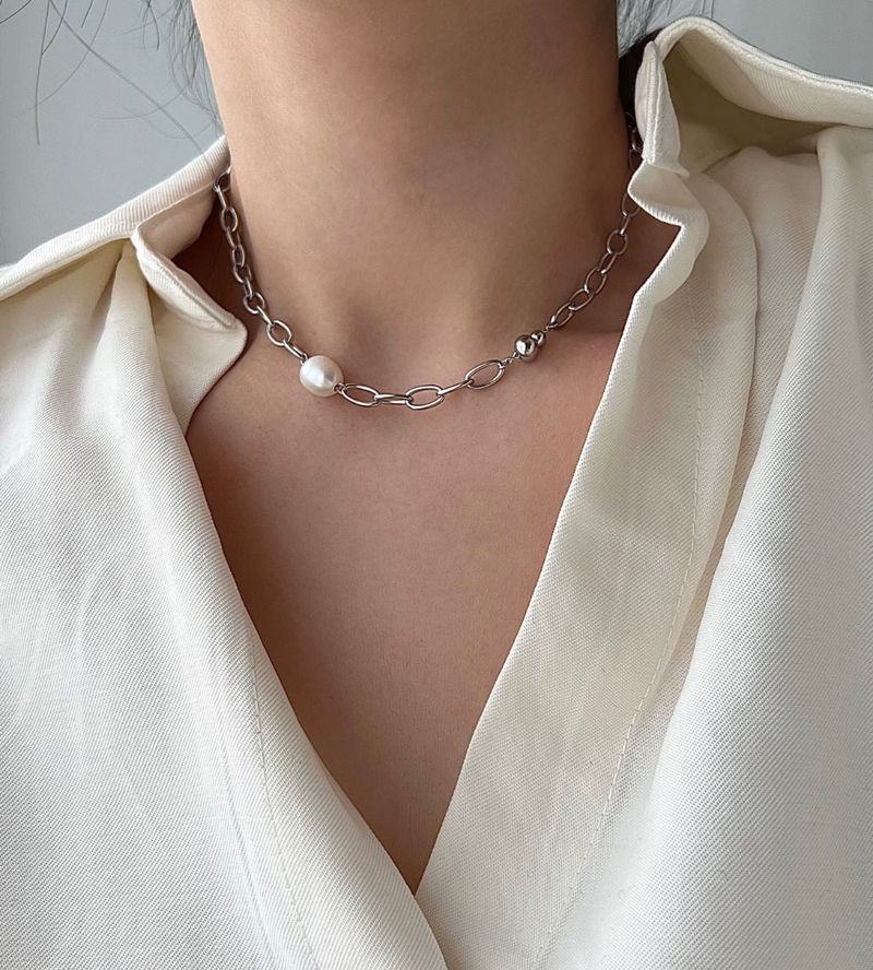 Acer rojo(アセルロジョ)の「dpps Freshwater Pearl Bold Chain Ball Stainless Steel Titanium Layered Guest Necklace(Accessories)」