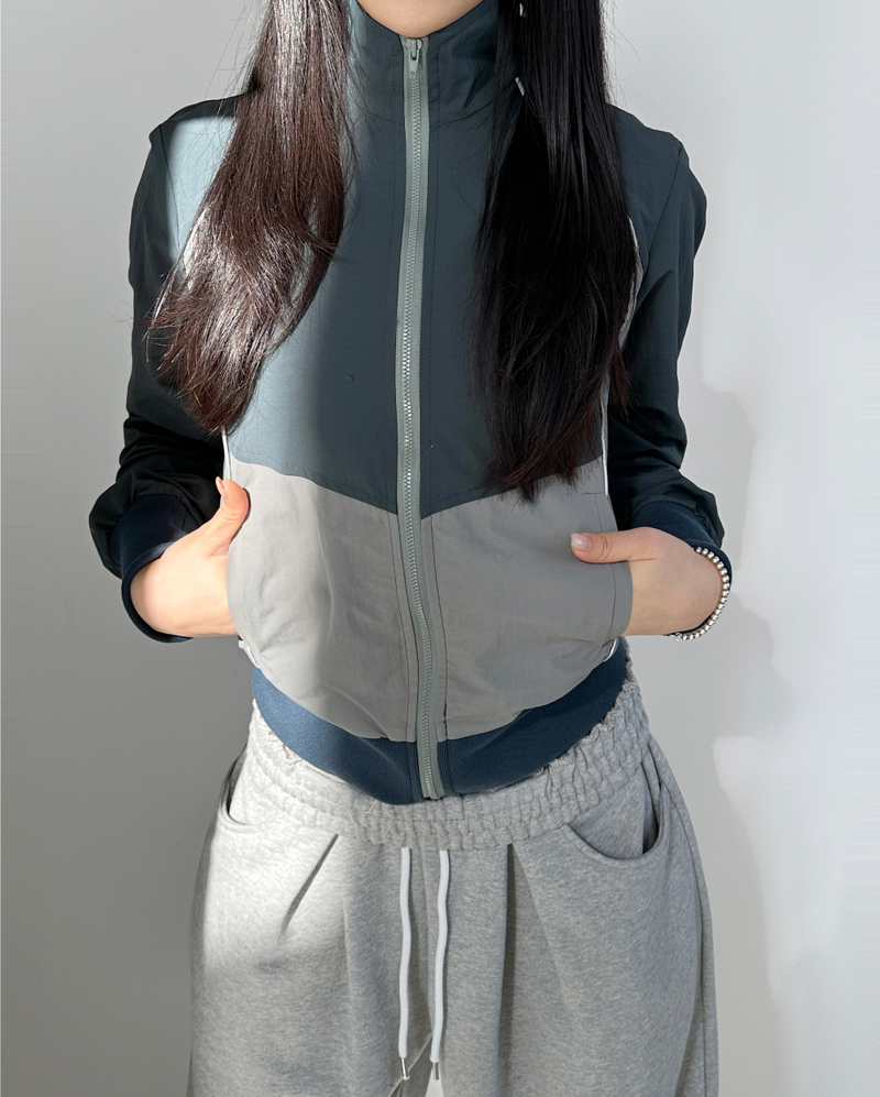 CCORTTI(コルッティ)の「Y2K + HIP💦 WATERPROOF💦 - 2 COLORS(Jackets/Outerwear)」