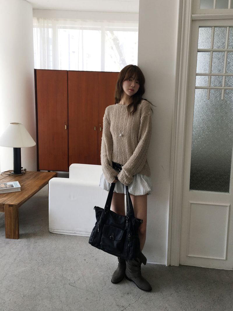 Vintage square leather bag