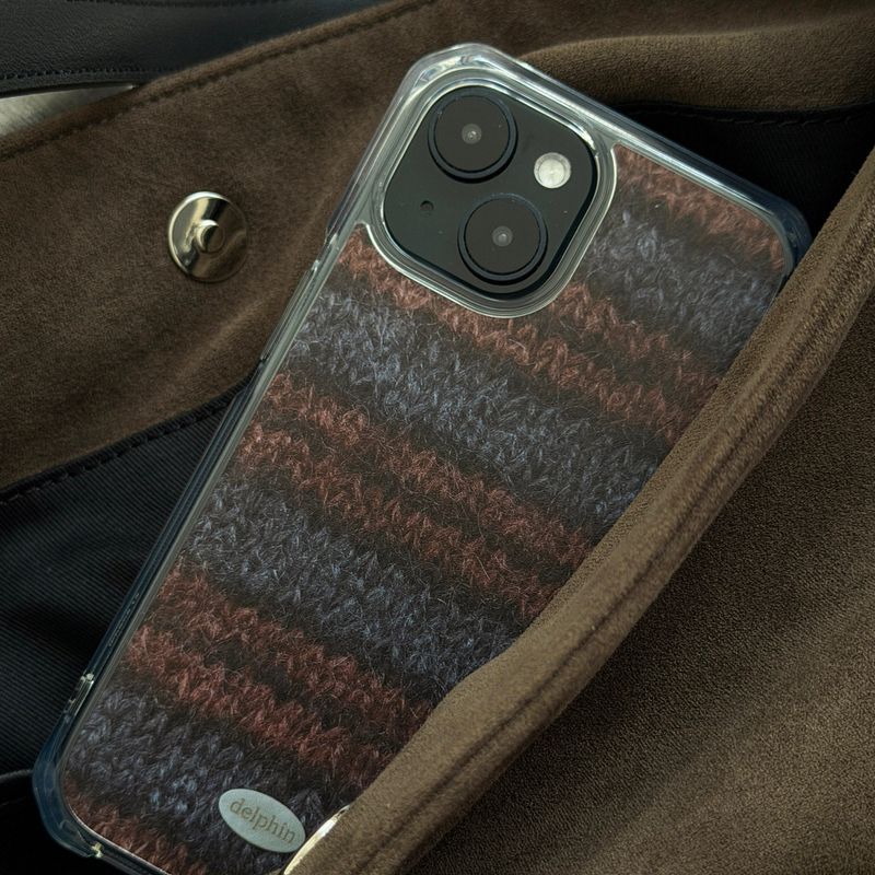 DELPHIN（デルフィン）の「モヘアストライプハードジェルケース _ BROWN（スマホグッズ/小物）」