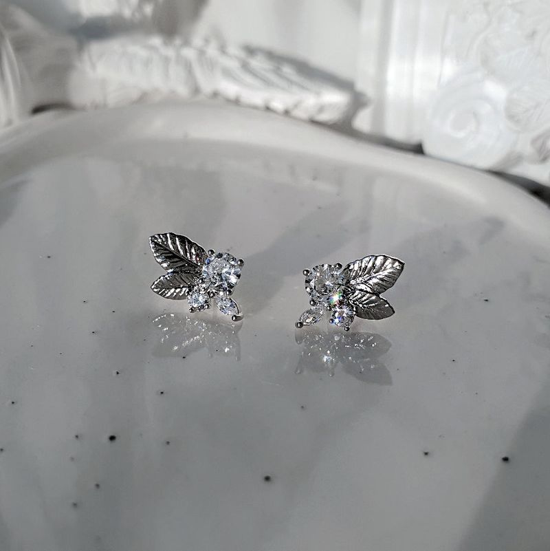 Elf Leaves Piercing - Silver Color