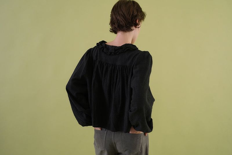 Elen ruffle blouse