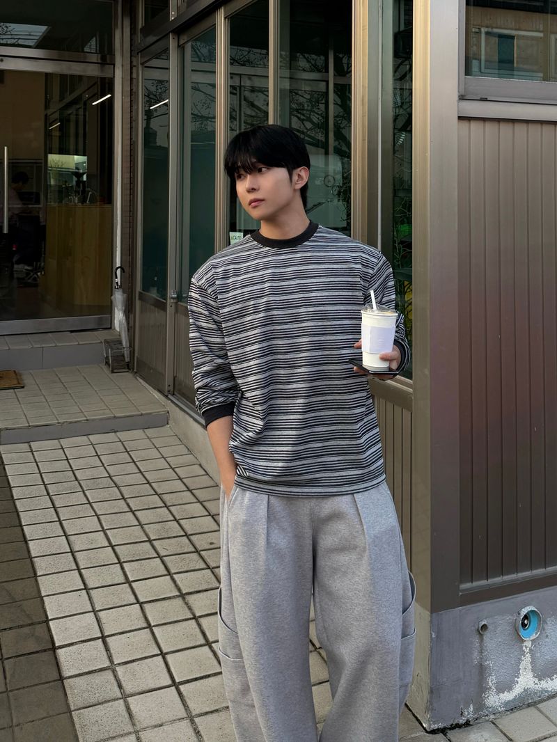 AVAND（アバンド）の「ウォッシュドロングスリーブTシャツ（トップス）」
