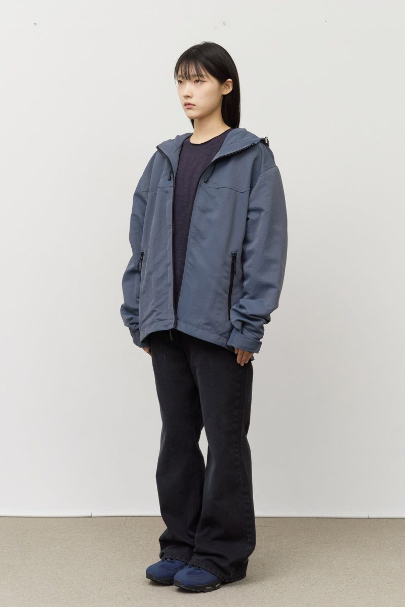 Vault Windbreaker