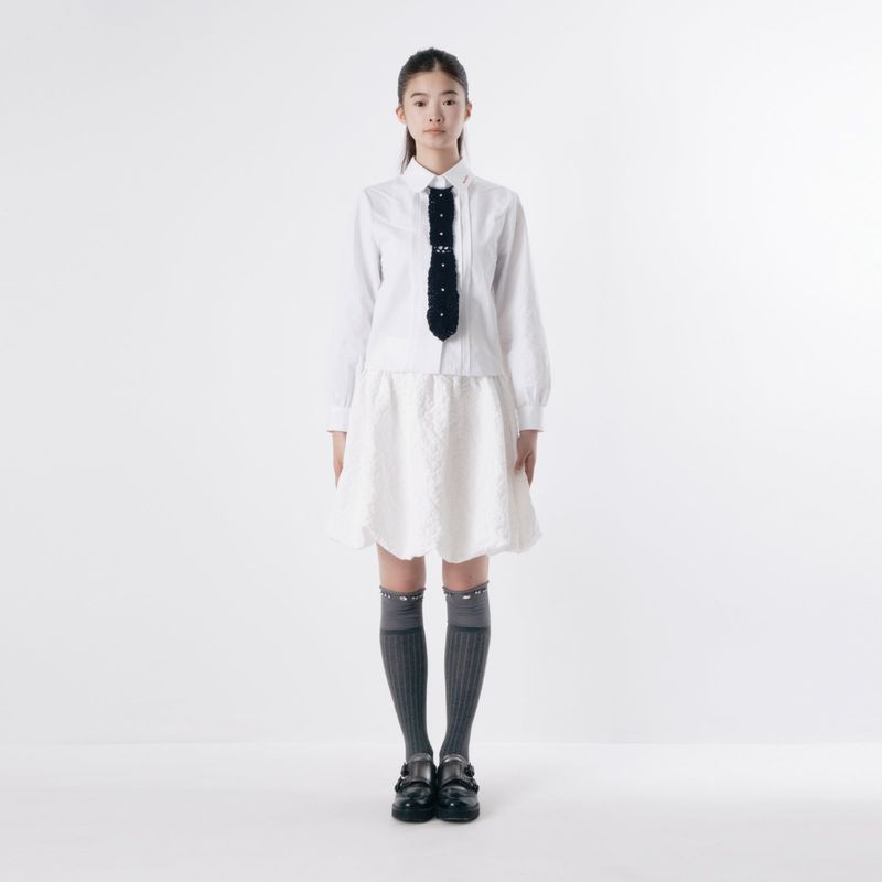 Round collar pintuck blouse 002