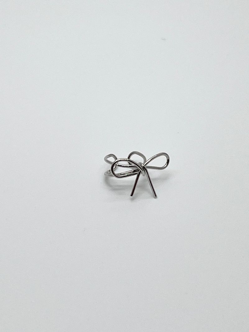 ribbon Earcuff