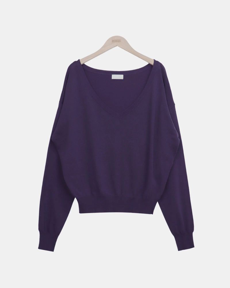 Seul Deep V-Neck Long-Sleeve Knit