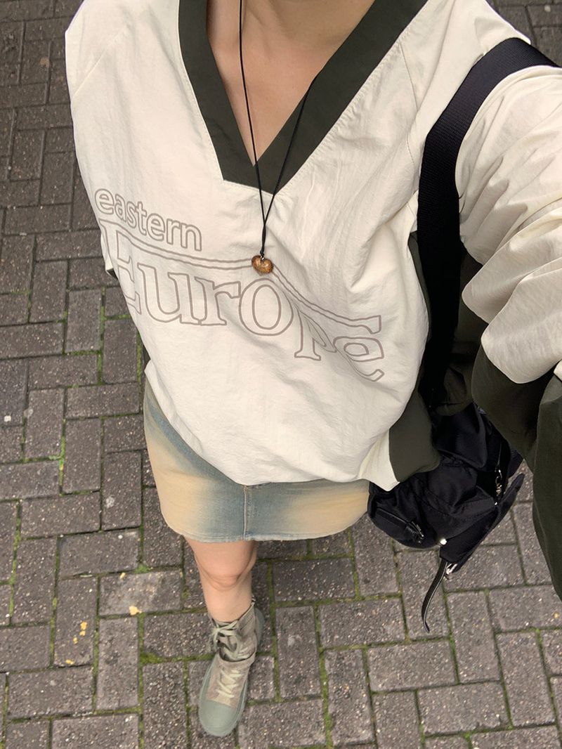 Dunes European Nylon V Sweatshirt